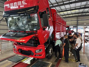 持续精准施策 成都多措并举开展重型车污染防治工作