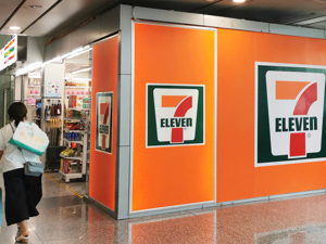 日本便利店巨头7-Eleven传出被收购的消息意味着什么？