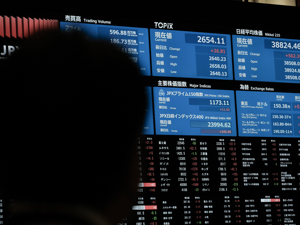 称无法保证半年报真实、准确、完整 中国铁物一独董对相关议案投弃权票