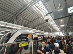 成资“轨道同城”发展提速 轨道交通资阳线正式开通运营