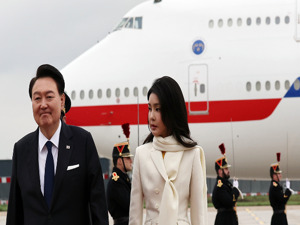韩总统最新表态：不排除向乌提供武器支援，将分阶段采取相应对策