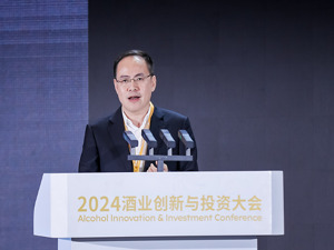 近2年投资4家酒企 王仁果转战白酒赛道：对酒业稳健增长持乐观态度