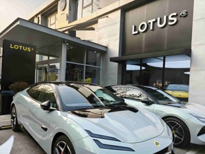 路特斯加码“混电”技术  冯擎峰：有信心在2026年实现20%的毛利率目标