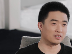 不会像特斯拉一样做Robotaxi！李想“回归”谈人工智能三个阶段，还解释了为什么买法拉利