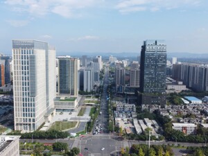以园区引领经济高质量发展 成都市成华区全力推进经济体制改革