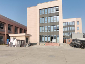 实探福莱蒽特两处停产工厂：有少量员工留守 公司称2025年回归染料主业