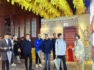感受“千年小成都”的魅力 “跟着微短剧去旅行”采风团走进崇州·元通古镇