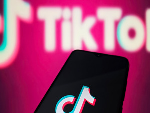特朗普：与多人讨论收购TikTok！可能30天内决定未来