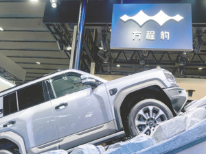 20款车型智能驾驶大比武：谁家“凑合能用”？谁家“好用并安全”？