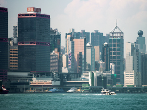 香港财政司司长陈茂波发表《财政预算案》：今年香港经济预计增长2%~3%，港交所计划开通“科企专线”