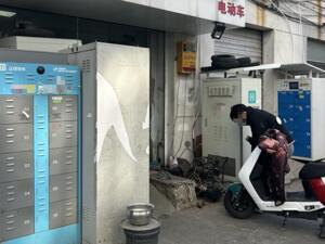 千万名骑手背后的换电市场：有公司毛利率3年几近腰斩  骑手、站长、车商都是“推销员”