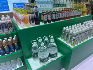 “饮用水产量份额历史性跌破50%” 饮料行业头部企业忙着推新品、小企业忙着拓渠道