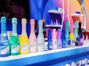 健康悦己、年轻化的兴起，700亿新酒饮赛道持续扩容，有企业连发10余款新品 | 春糖观察