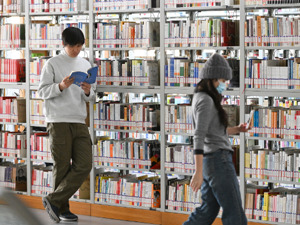 福耀科技大学常务副校长徐飞：AGI时代为什么更需要经典阅读？