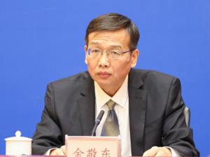 交通运输部答每经问：通过对两批公路水路交通基础设施数字化转型升级入选区域的支持，将实现通道运行效率提升约20%