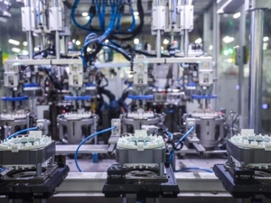 促进民营经济发展有了专门法 企业：对民营经济的爱护从精准施策升华为刚性保障