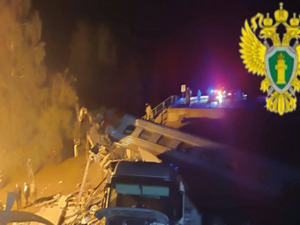 至少7人死亡，俄方：桥梁系被炸毁！24小时内第二座，俄罗斯又一桥梁坍塌