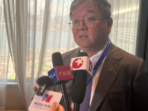 香港科技大学首席副校长郭毅可：已向两名哈佛国际生发出录取通知；人工智能发展更重要的不是效率而是重塑组织结构
