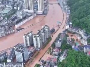 暴雨橙色预警！安徽、湖北等地有特大暴雨！ 湖南多地降雨破历史极值