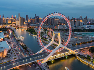 直击2025夏季达沃斯｜每经专访达信中国总裁李铭：网络安全、气候变化等新风险涌现，保险公司应同步跟进认知