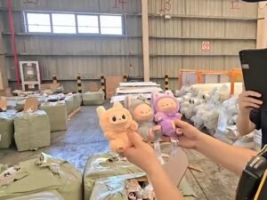 太火爆！又有近7000件山寨泡泡玛特被海关查获！“海关发布”感慨：每天沉浸在抓Lafufu中无法自拔