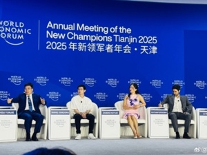 王兴兴：宇树科技年营收已超10亿元，员工上千名！在达沃斯论坛与周云杰对谈，称期待与海尔合作！公司估值已超百亿