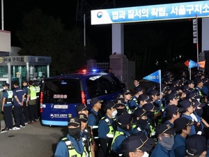 凌晨突发！时隔124天，尹锡悦再被捕！法院认为尹锡悦有“毁灭证据、逃跑可能性”