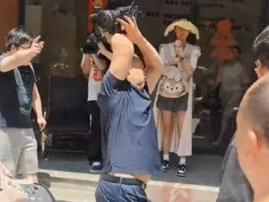 长沙一消费者称买到不合格电缆，记者采访时遭公司负责人施暴砸坏摄像机！警方介入，中国记协发声