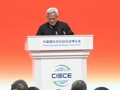 黄仁勋穿上唐装，首次用中文演讲！提到这些中国公司，英伟达前一天市值大增超1万亿元
