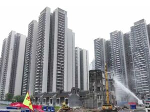 历时15年，广州“土豪村”1950栋村屋终于拆除清零，周边房价每平方米已是10万元+