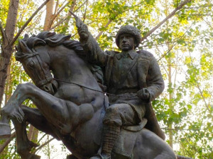铭记历史 缅怀先烈丨抗联将冯治纲 保家乡美名扬