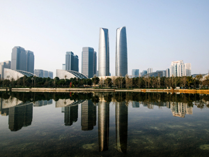 每经智库携手盘古智库 联合发布成都三大产业报告