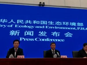 生态环境部：减少对企业现场检查不意味着不监管，将确保行政检查不缺位不越位