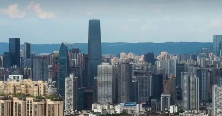 重庆拟以总价33.9亿元再回收2161亩存量闲置土地；上半年房地产行业完成81宗并购|房产早参