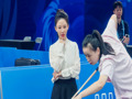 “九球天后”潘晓婷现身成都 探秘世运会台球赛场