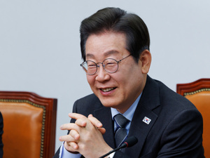 美韩谈妥！特朗普：15%关税！李在明：对美投3500亿美元！白宫官员：特朗普将对未达成贸易协议国家征更高关税