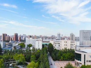 城市24小时 | 中西部非省会第一城的“大学梦”，终于要圆了？