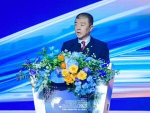 探察央国企半年报 | 深铁集团：辛杰的新难题