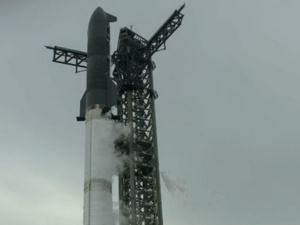SpaceX“星舰”第10次试飞在倒计时40秒时暂停，发生了什么？“星舰”试飞已多次受挫，为什么会出现这种情况？