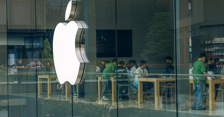 史上最贵iPhone诞生！苹果iPhone 17系列正式发布 ：Pro Max顶配2TB版本售价高达17999元