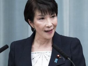 她将参加日本自民党总裁选举！年轻时酷爱音乐，还曾自组重金属乐队并担任鼓手