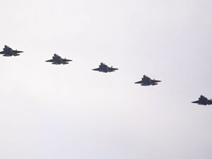 美军F-35战机现身波多黎各，委渔船遭美国驱逐舰非法扣押，委内瑞拉发声：是直接挑衅