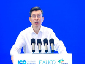 “智能汽车、具身机器人、低空经济”成新引擎，超60%供应链可复用  车百会张永伟：要用聚合思维推动三大产业实现融合协同发展