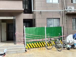 西安11岁男童坠井身亡，3名相关责任人已被控制，涉事小区内多处目前仍在施工