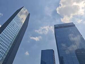 ESG一周丨《全国碳市场发展报告（2025）》正式发布；央行副行长陆磊：强化金融机构碳核算并披露可持续信息要求