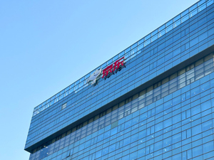 刘强东挂帅京东AI研究院，开启全球招募！京东Agent“军团”能否后发制人？