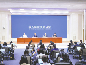 公共图书馆5年间到馆人次增长49%