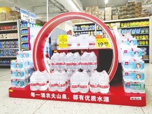 农夫大战怡宝，抢到更多蛋糕的却是宗馥莉！