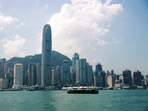 国庆港股火力全开：恒指狂飙破27000点，估值优势迎资金连续流入