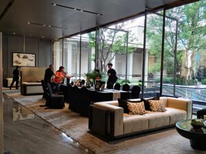 成都楼市“银十”开启：开发商积极推货，有新盘售楼处座无虚席